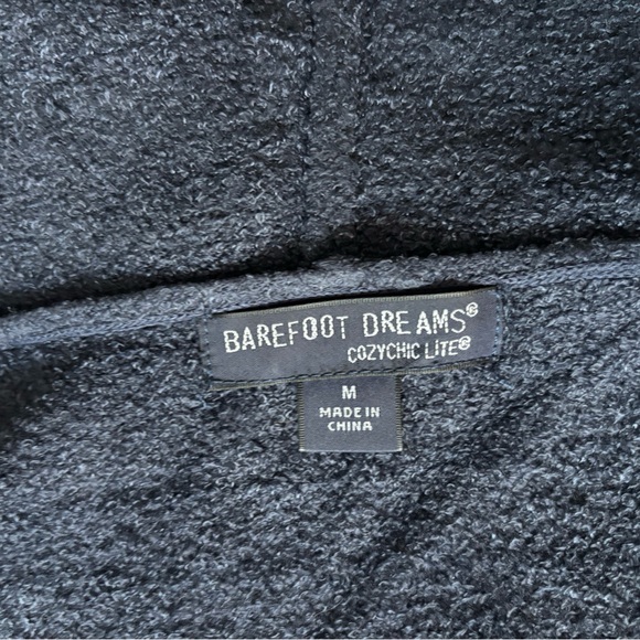 Barefoot Dreams Navy Blue Hooded Cardigan Size M - Picture 6 of 9